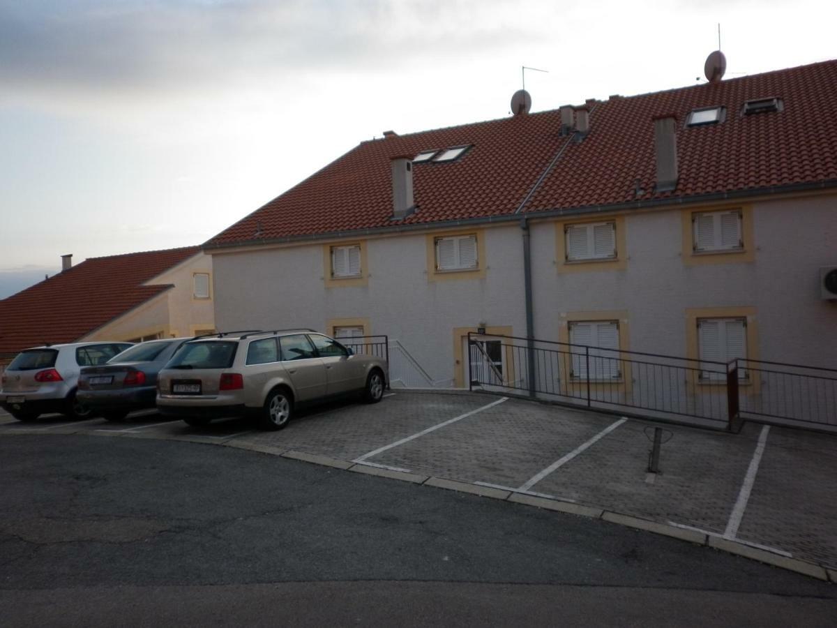 Apartment Antoncic Dramalj Exterior foto